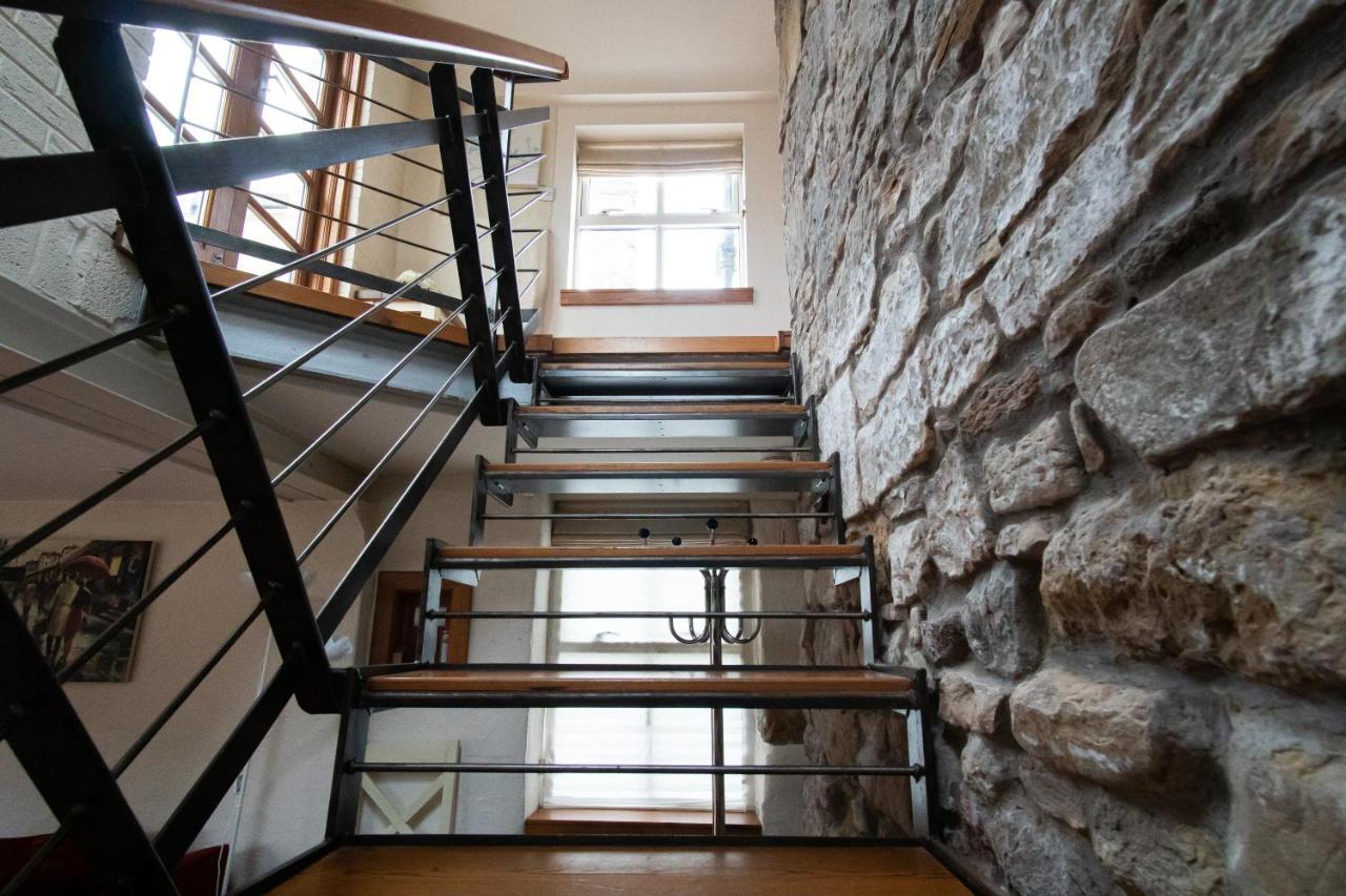 2 Bedroom Characterful Semi-Detached House, Enviably Located With Balcony And Terrace St Andrews Dış mekan fotoğraf