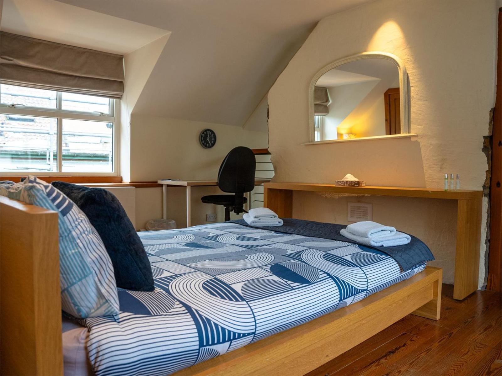 2 Bedroom Characterful Semi-Detached House, Enviably Located With Balcony And Terrace St Andrews Dış mekan fotoğraf